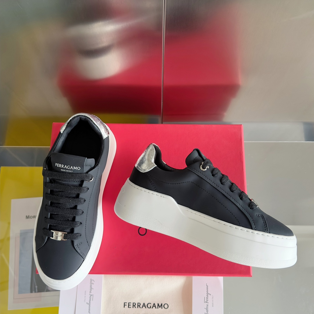 顶级版本Ferragamo菲拉格慕最新Vara系列厚底铭牌休闲运动鞋原版购入开发做货Ferragamo新