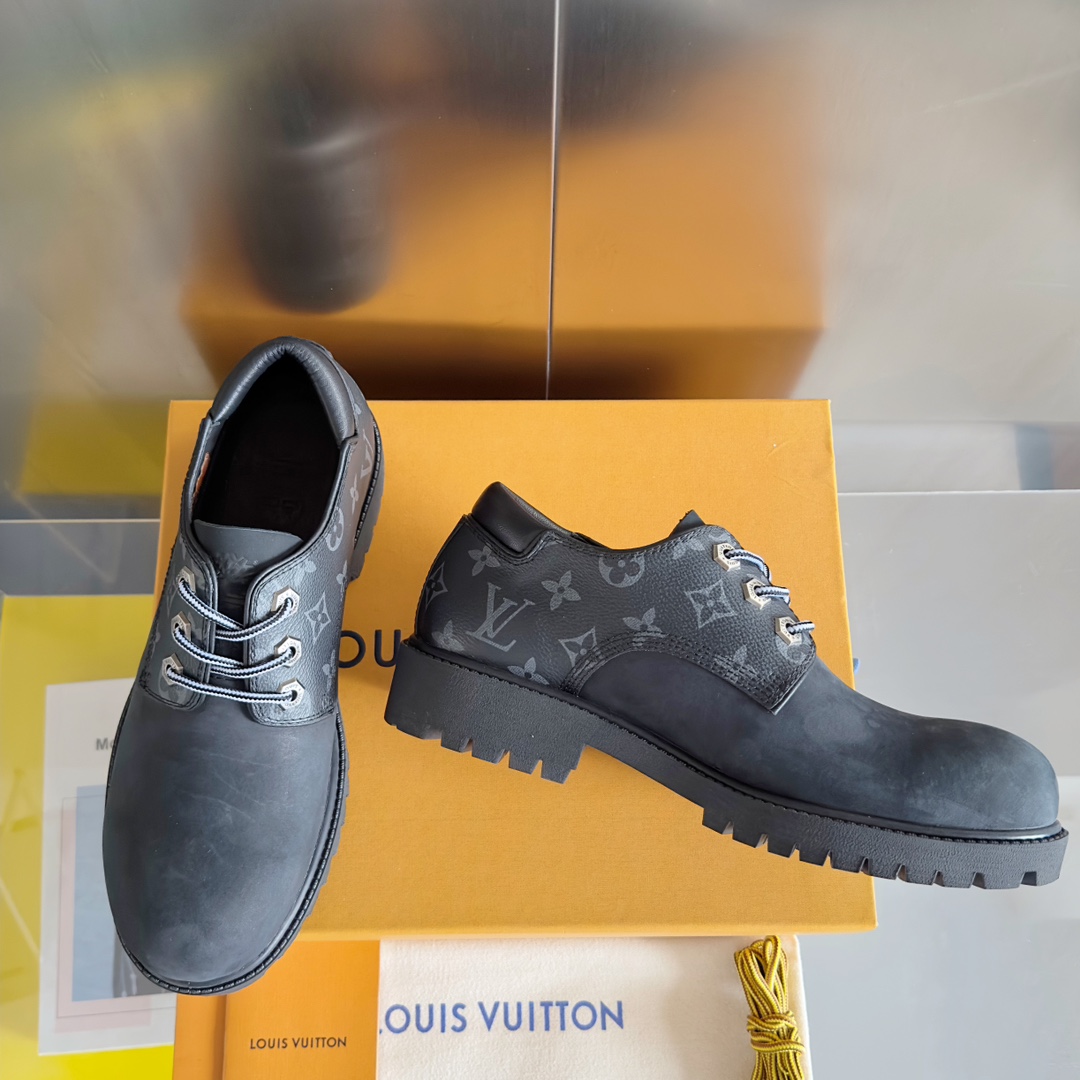 LV x Timberland Collaboration: Men’s Ankle Boots with Monogram Details - 图片 3