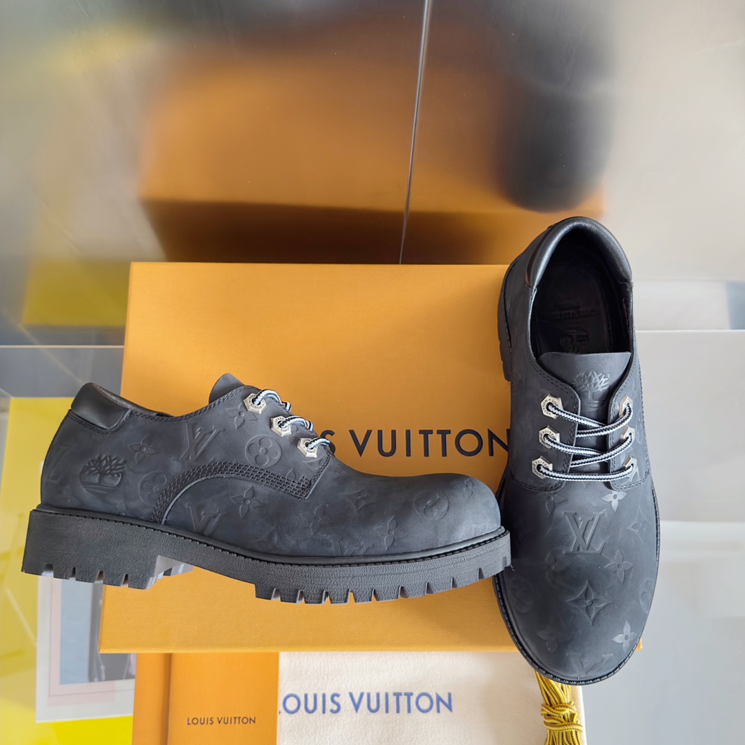 LV x Timberland Collaboration: Monogram Leather Ankle Boots for Men - 图片 2