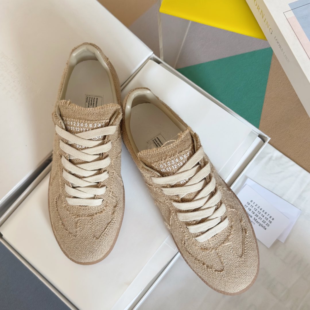 Maison Margiela MM6 Beige Sneakers Couple Casual Shoes 2 i1735640929013 7998 0 0