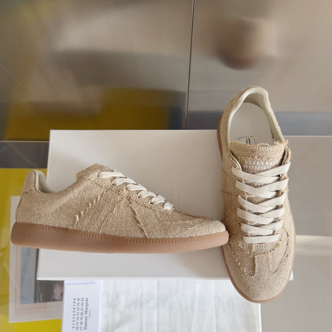 Maison Margiela MM6 Beige Sneakers Couple Casual Shoes 3 i1735640929013 9086 0 1
