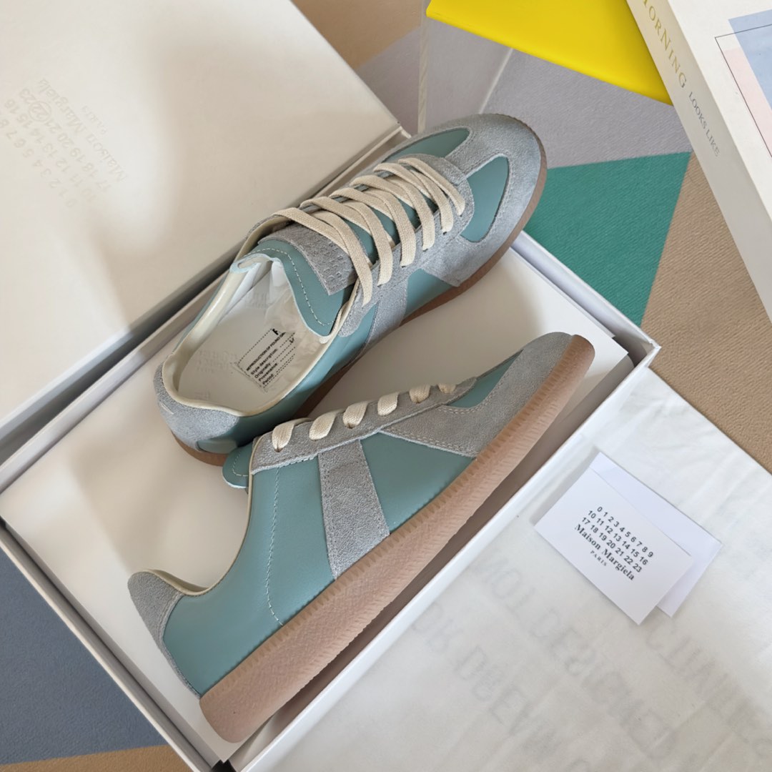 Maison Margiela MM6: Unisex Leather & Suede Sneakers - Stylish & Comfortable 5 i1735641178546 6369 0 3