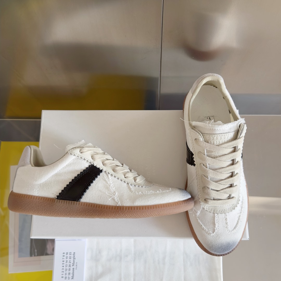 Maison Margiela MM6 White Leather & Suede Trim Sneakers Couple Casual Shoes 3 i1735641200853 1454 0 1
