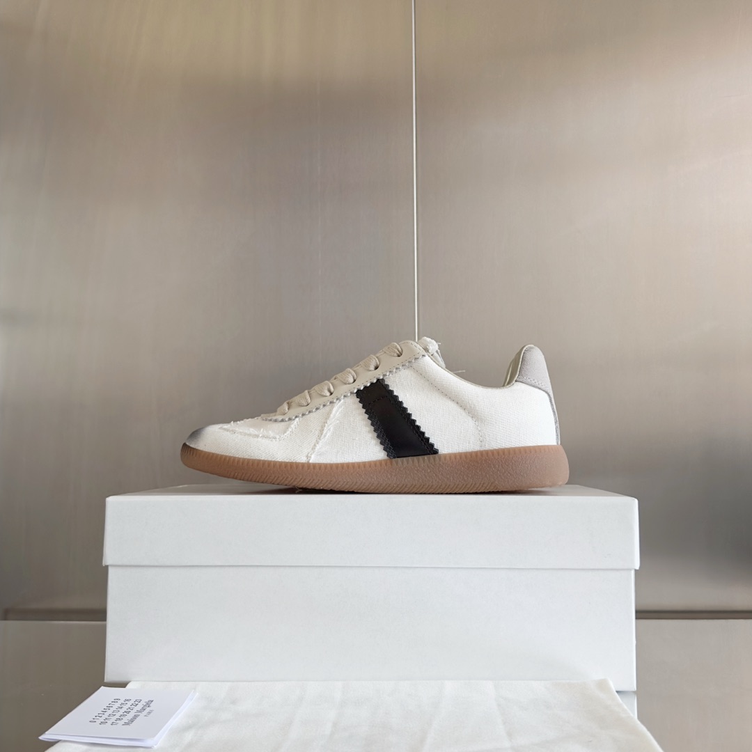 Maison Margiela MM6 White Leather & Suede Trim Sneakers Couple Casual Shoes 6 i1735641201929 2817 0 4