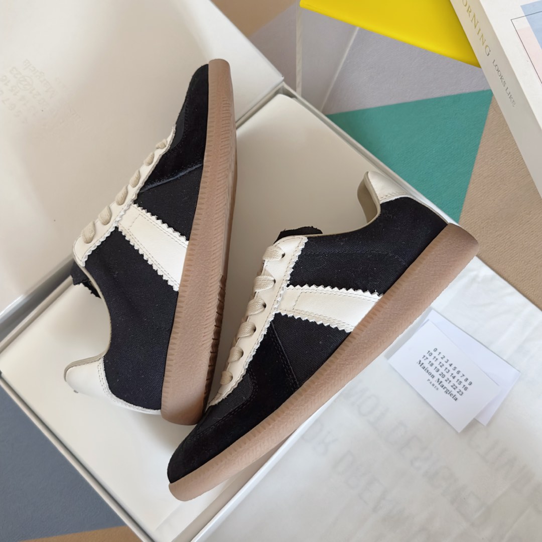 Maison Margiela MM6 Replica Sneakers, Leather Upper, Unisex, Sizes 35-45 7 i1735641224062 2974 0 5