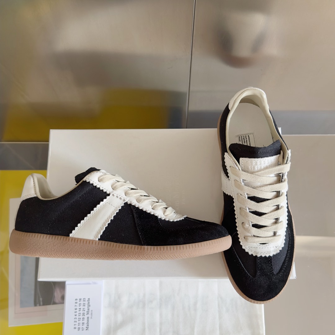 Maison Margiela MM6 Replica Sneakers, Leather Upper, Unisex, Sizes 35-45 3 i1735641224206 5901 0 1