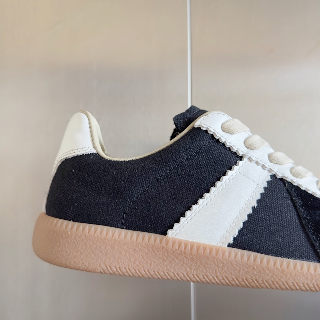 Maison Margiela MM6 Replica Sneakers, Leather Upper, Unisex, Sizes 35-45 9 i1735641224878 5458 0 7