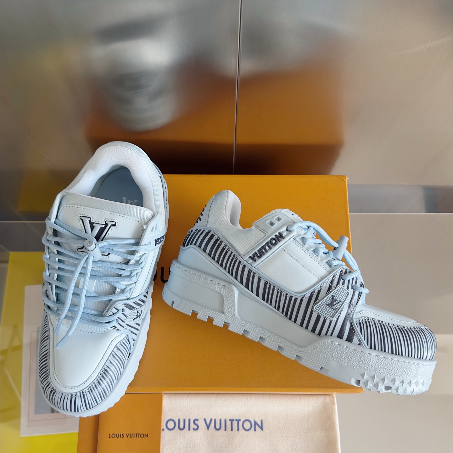 Louis Vuitton LV x Park Seo-Bo联名款 Trainer Maxi系列 胖丁 面包鞋 休闲运动鞋
