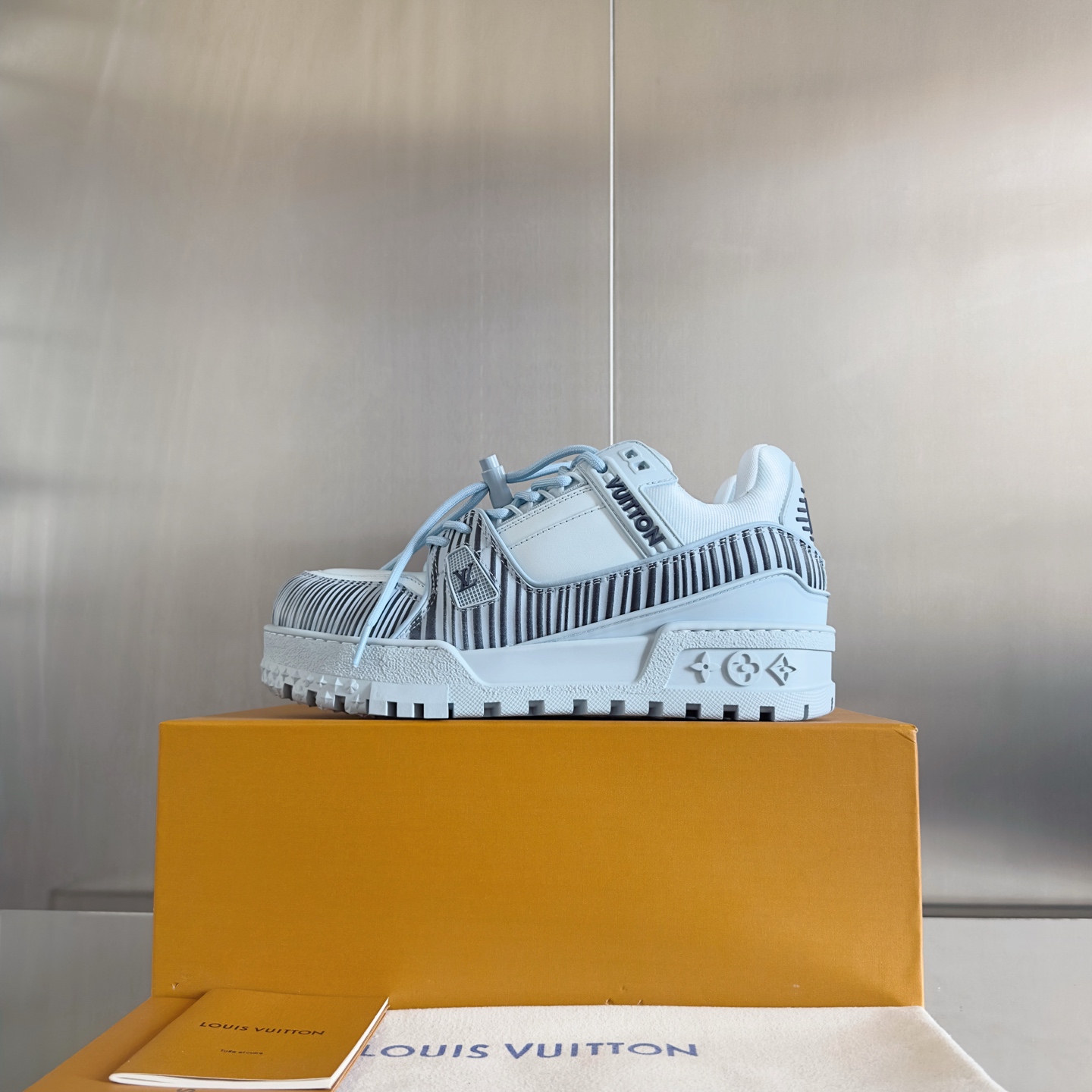 Louis Vuitton LV x Park Seo-Bo联名款 Trainer Maxi系列 胖丁 面包鞋 休闲运动鞋