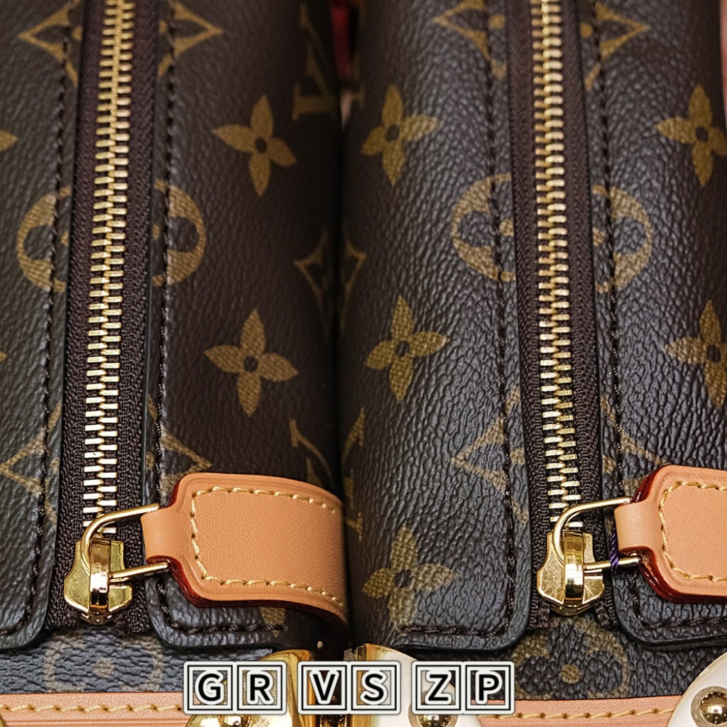 𝑺𝑰𝑫𝑬 𝑻𝑹𝑼𝑵𝑲小号# M46815
◼🅩🅟 🅥🅢 🅖🅡◼

■正品开发 细节鉴定■