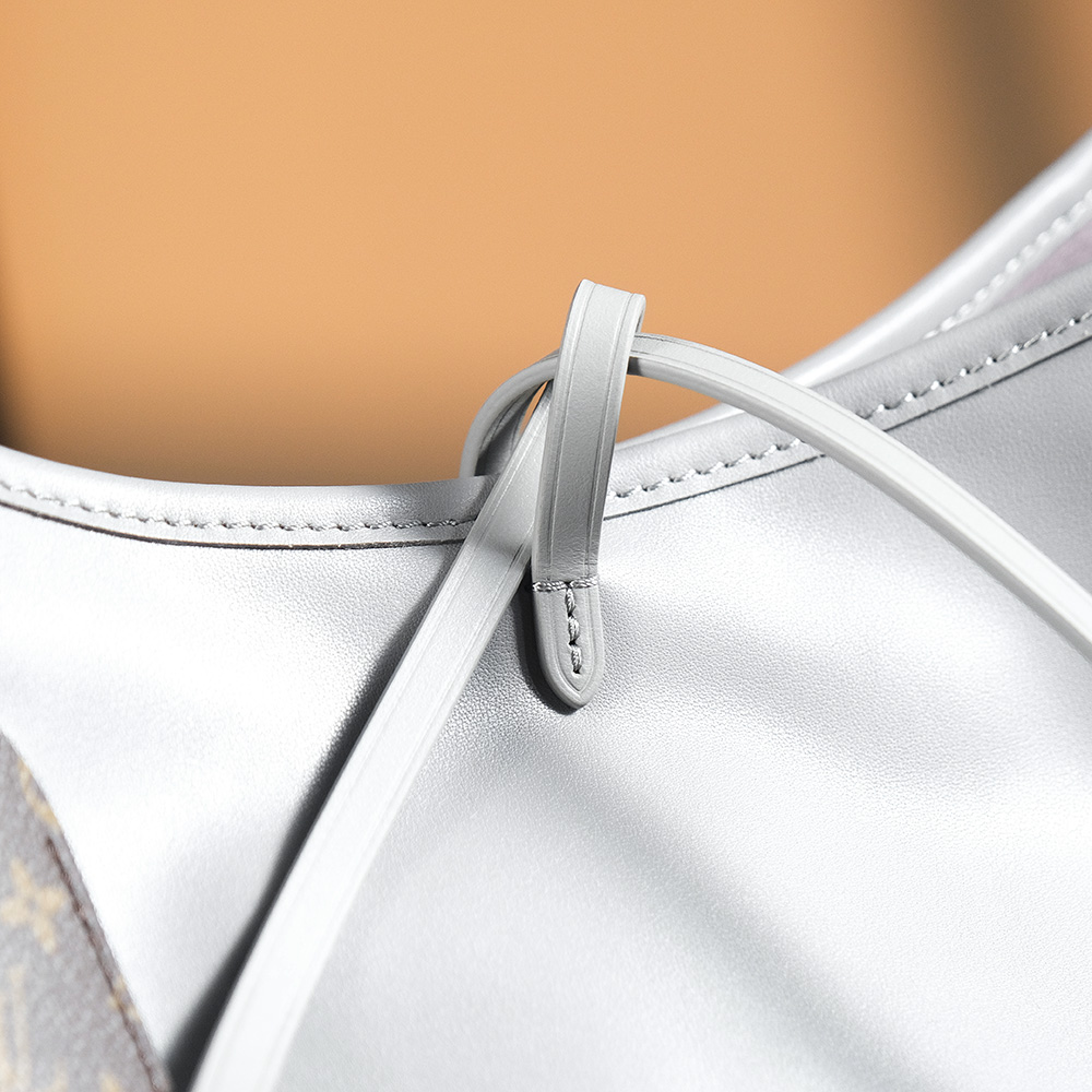 𝐂𝐀𝐑𝐑𝐘𝐀𝐋𝐋 𝐃𝐀𝐑𝐊芯片跳动码中号# M12583

☛征服人心的不是价格，
☛而是专注于专业线的品质！