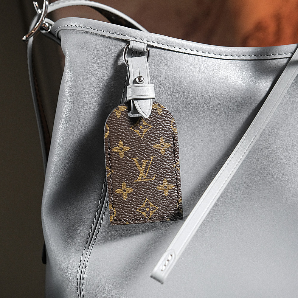 𝐂𝐀𝐑𝐑𝐘𝐀𝐋𝐋 𝐃𝐀𝐑𝐊芯片跳动码中号# M12583

☛征服人心的不是价格，
☛而是专注于专业线的品质！