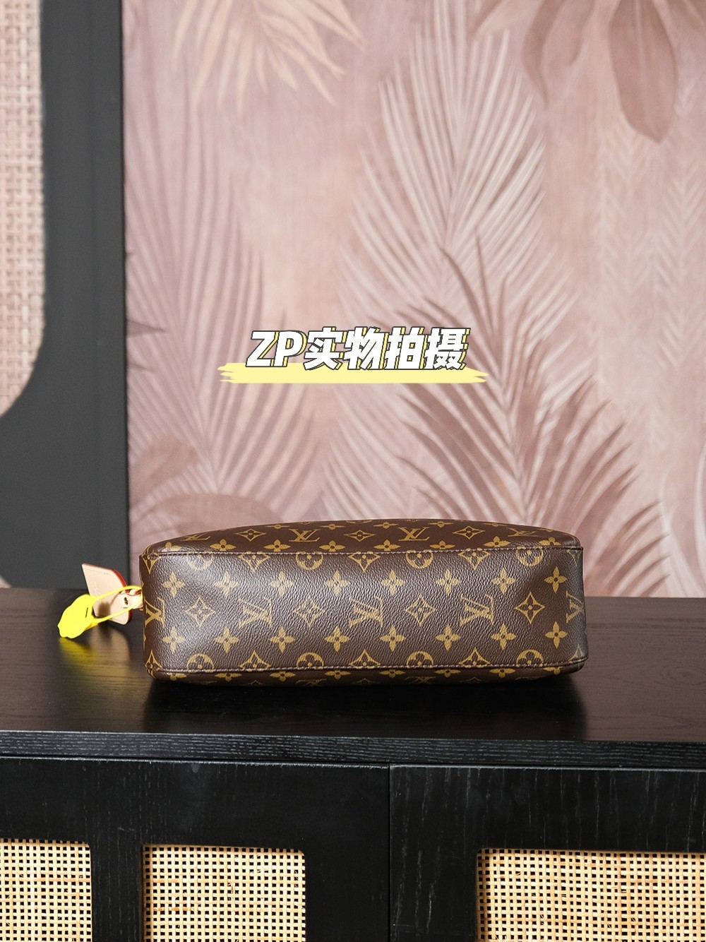 𝐒𝐋𝐎𝐔𝐂𝐇𝐘芯片菱形跳动码系列#M𝟏𝟏𝟗𝟓𝟐/PJ1030

➮正品实物拍摄展示
➮官网售价：𝟐𝟎𝟔𝟎𝟎 𝐑𝐌𝐁