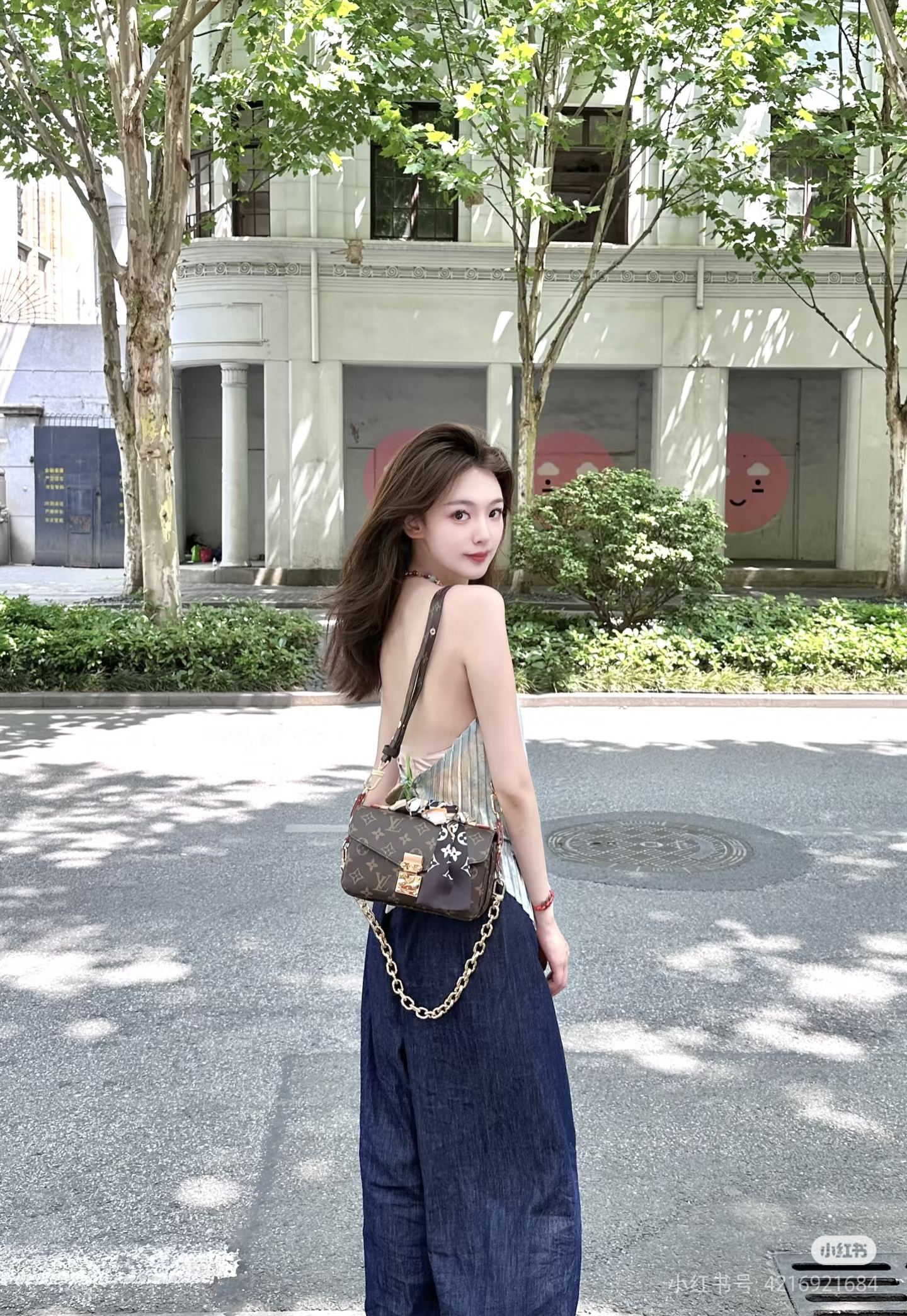 Louis Vuitton Pochette Métis East West Sac Bandoulière en Cuir Monogram