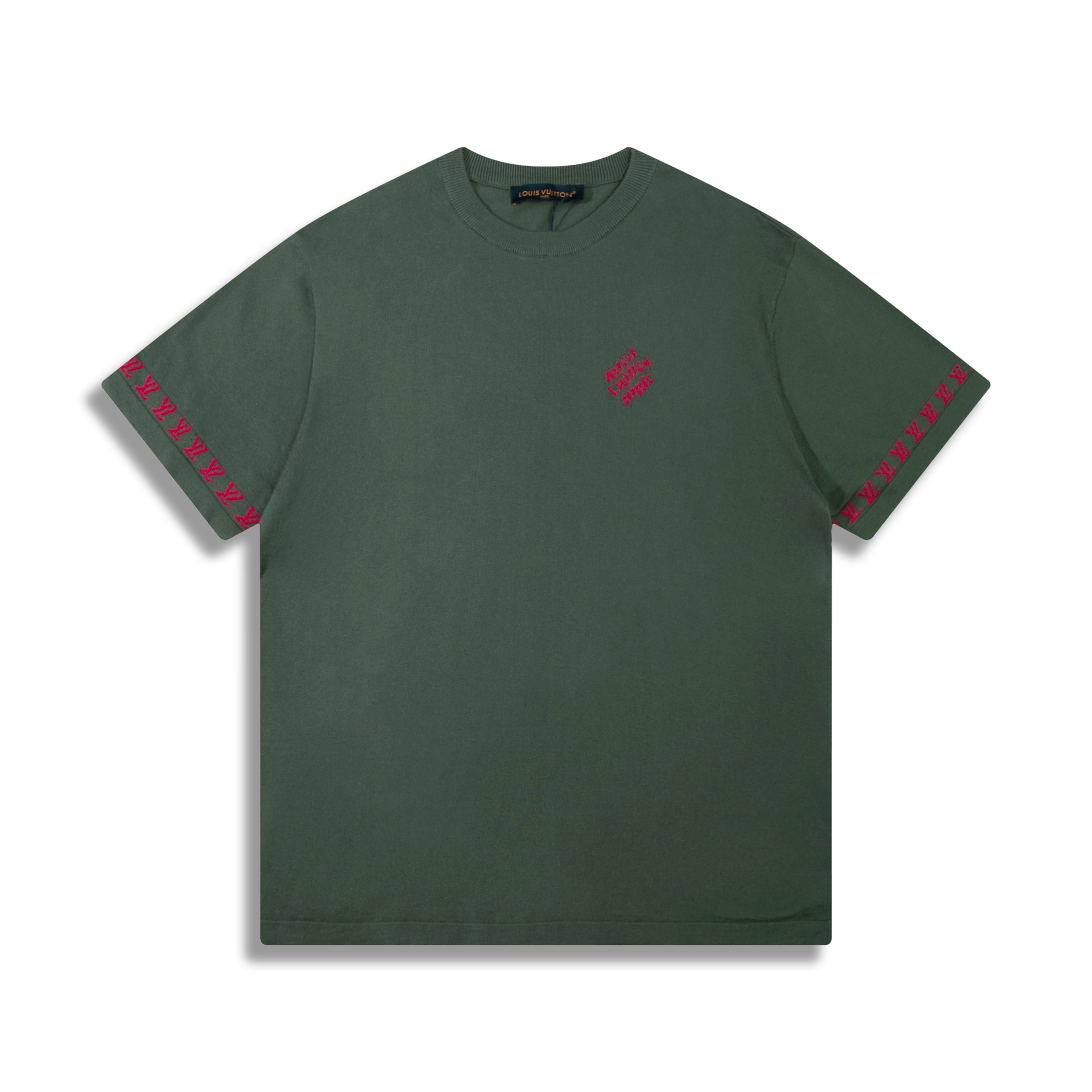 P85 1V 2025ss Camisa de manga corta de punto jacquard con letras a juego de nuevo color. Esta camisa de manga corta y c…