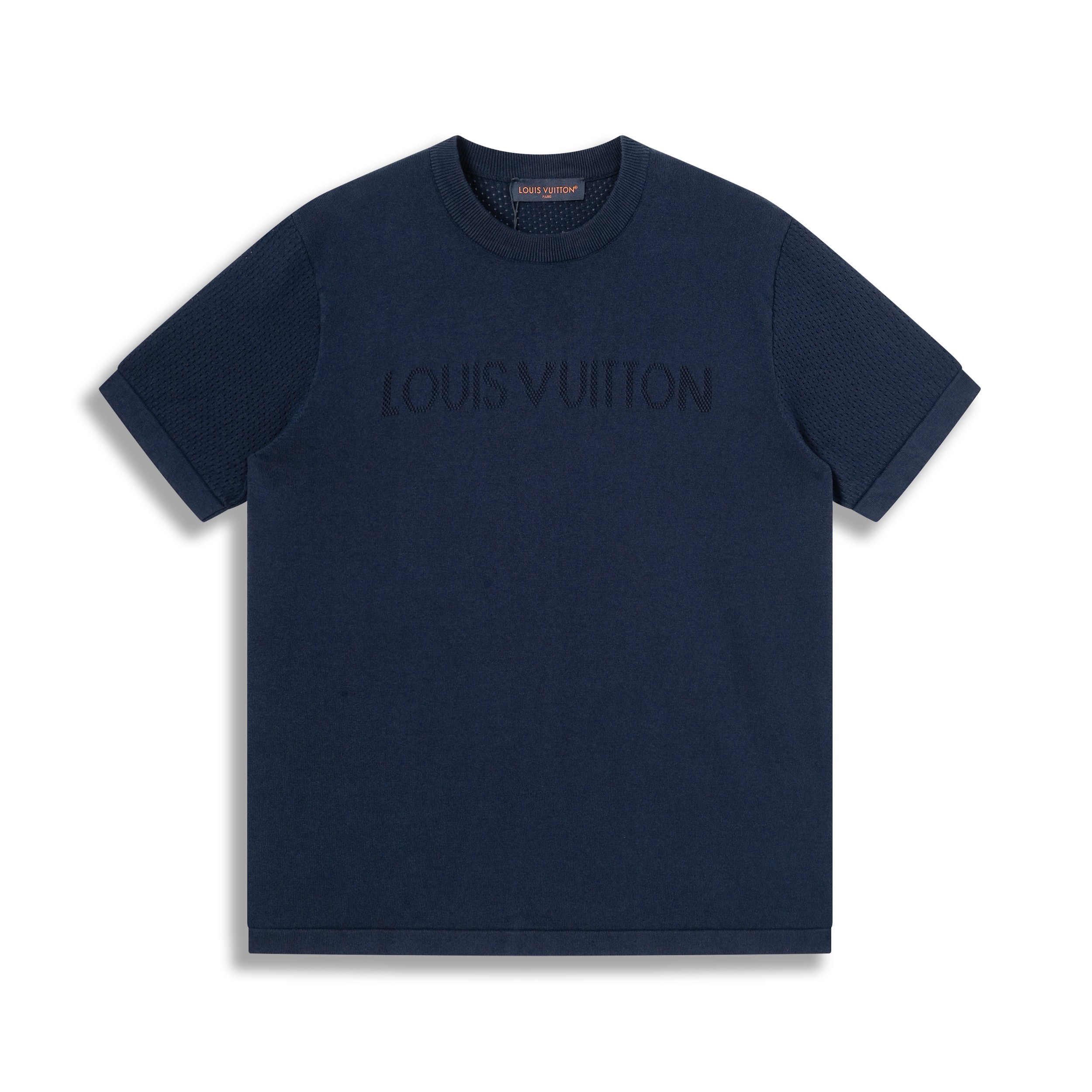 P85 1V/2026 nueva camiseta de punto de malla con jacquard de letras. Utiliza tejido de punto de malla transpirable, pri…