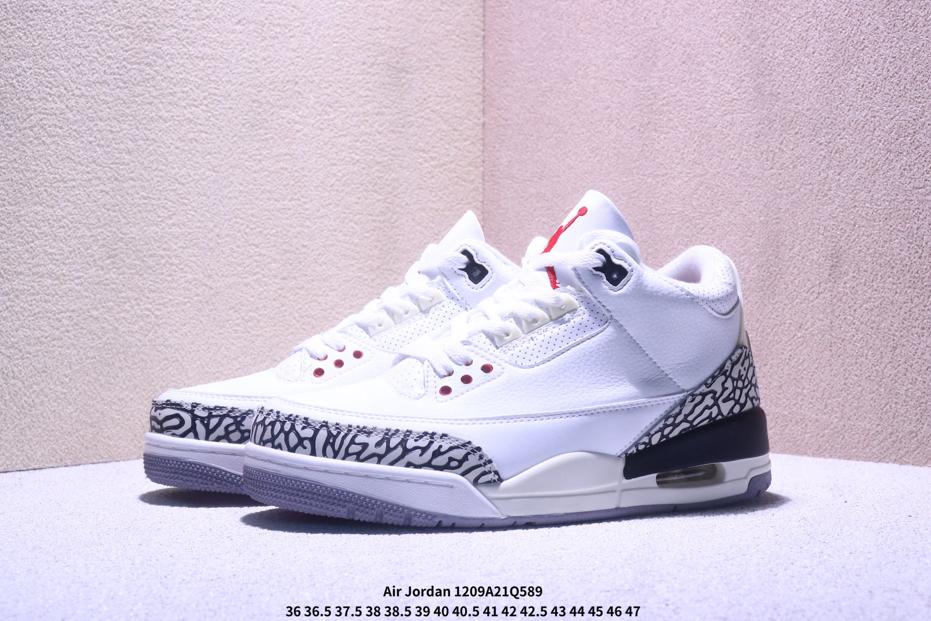 集合图❤️ 💰120 Air Jordan AJ3 Retro 午夜蓝 CT8532-140 圈内最强三代系列 匠心打造 开发时长超过半年 目前可过各类鉴定或无法鉴定 裸鞋随便操作 全套原纸板楦头开发 原厂大底磨具加持立体防滑纹理 原装可视Air Sole气垫 原汁原味最完美的三代版型 唯一正确鞋头趴度弧度高度鞋身腰线 原厂TPU彩虹扎染后跟饰片 正确内里反口里网布 皮料菱角分明不变形无多余毛边 广东原厂zp同批次手工大底描漆拉丝 市场唯一原厂鞋扣模具 原厂织唛标 原厂飞人电绣工艺 尾指中部跳三针 独家绑鞋带手法 印刷中底布 四线拉帮 米色美纹纸贴合固定 进口港宝加持 后跟自然饱满 全鞋荧光划线卡点 追求极致完美 每一双都是工艺品 多重QC质检 超越公司货的品控标准 实实在在的免检产品 SIZE：36 36.5 37.5 38 38.5 39 40 40.5 41 42 42.5 43 44 44.5 45 45.5 46 47.5 XM1209Q589