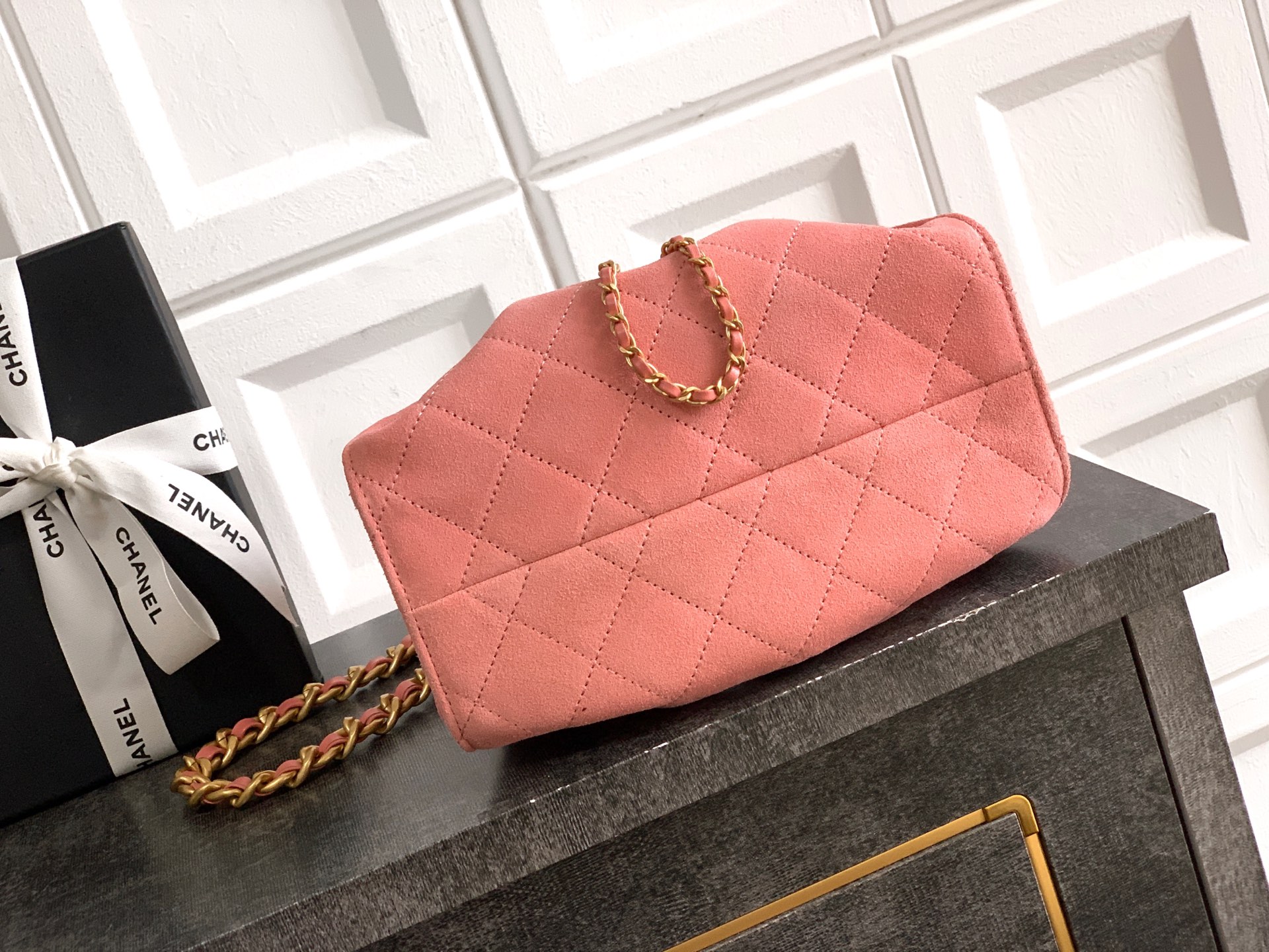Chanel Style Pink Leather Chain Bag Bags Chain Bag detail image 4 from source 765837