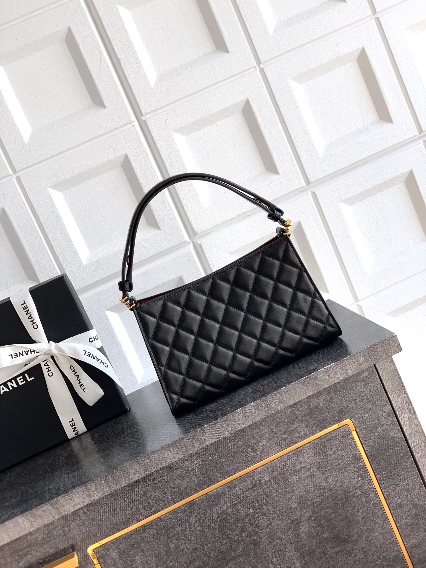"Negro" OHANEL 🚩🚩🚩26x🆕Ilumina las estrellas intensamente. 🤩🤩 Un bolso navideño para axila de edición limitada con…