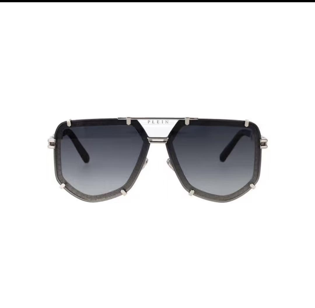  PhiliPP Plei*
MODEL：132
SIZE：66口10-145