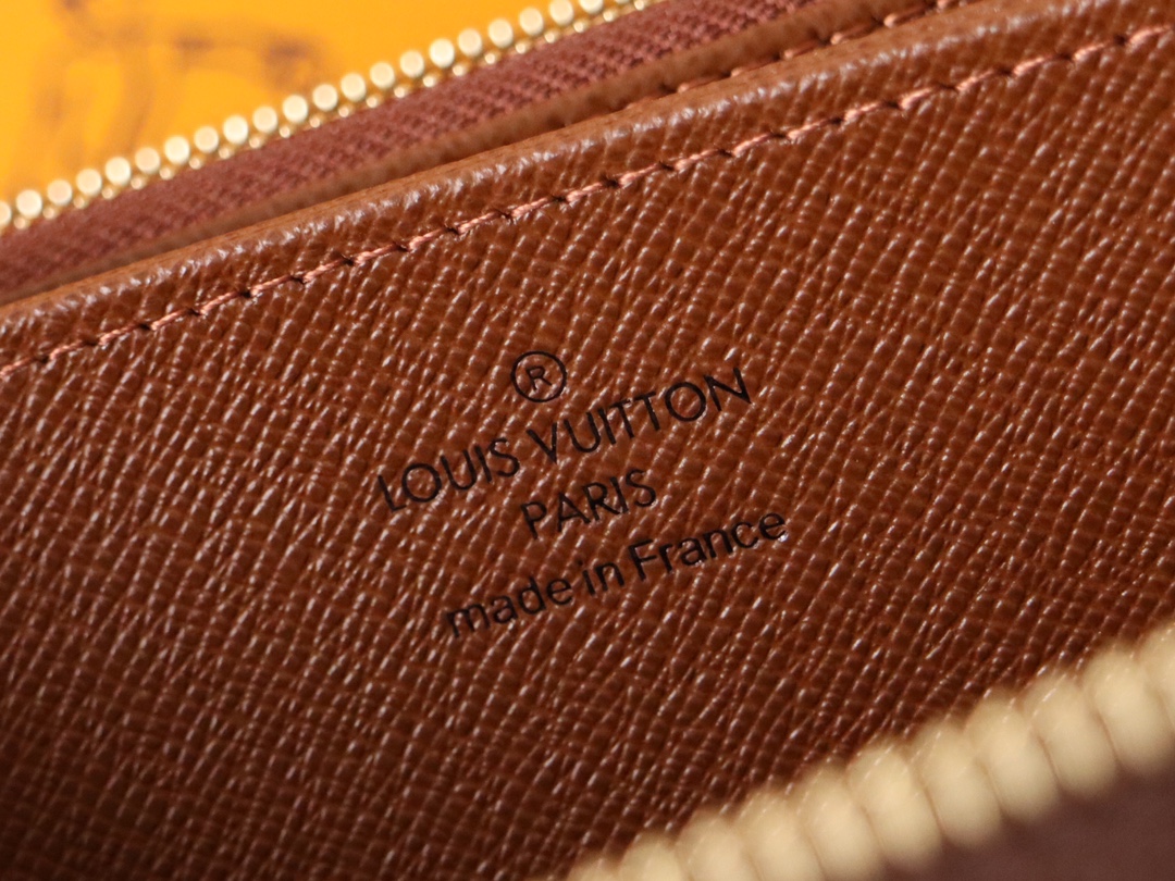 Louis Vuitton Zip-Around Wallet Monogram Canvas -12 Card Slots - Gift Packaging 9 i1731135260 8813 0