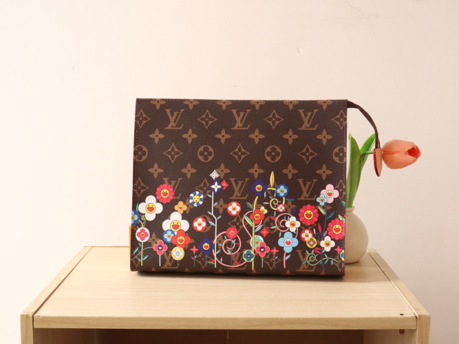 Louis Vuitton x Murakami Takashi Monogram Canvas Toiletry Pouch 1 Louis Vuitton x Murakami Takashi Monogram Canvas Toiletry Pouch