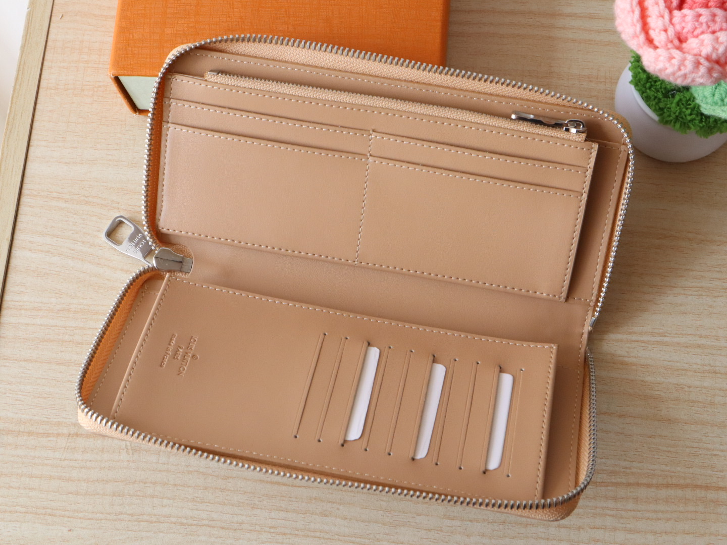 Louis Vuitton Taurillon Leather Wallet, Khaki, Zip Around Closure 5 i1742793068847 3704 0 4
