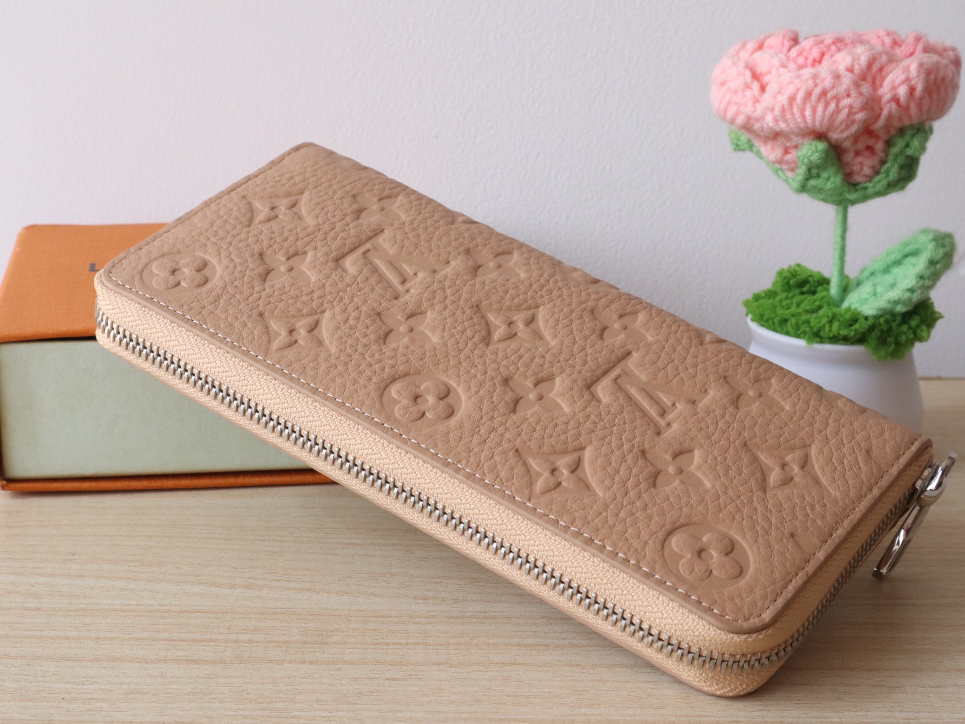 Louis Vuitton Taurillon Leather Wallet, Khaki, Zip Around Closure 3 i1742793069224 3060 0 2