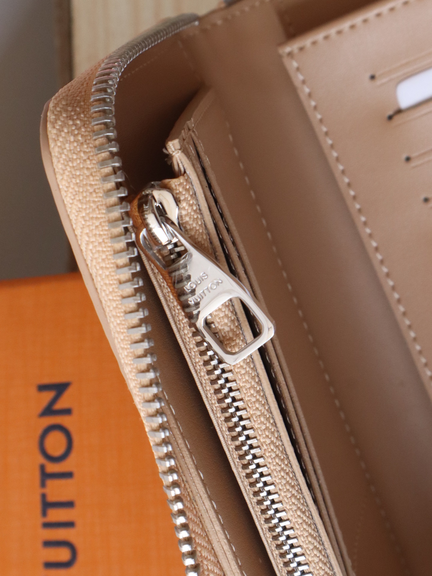 Louis Vuitton Taurillon Leather Wallet, Khaki, Zip Around Closure 9 i1742793069326 3087 0 8