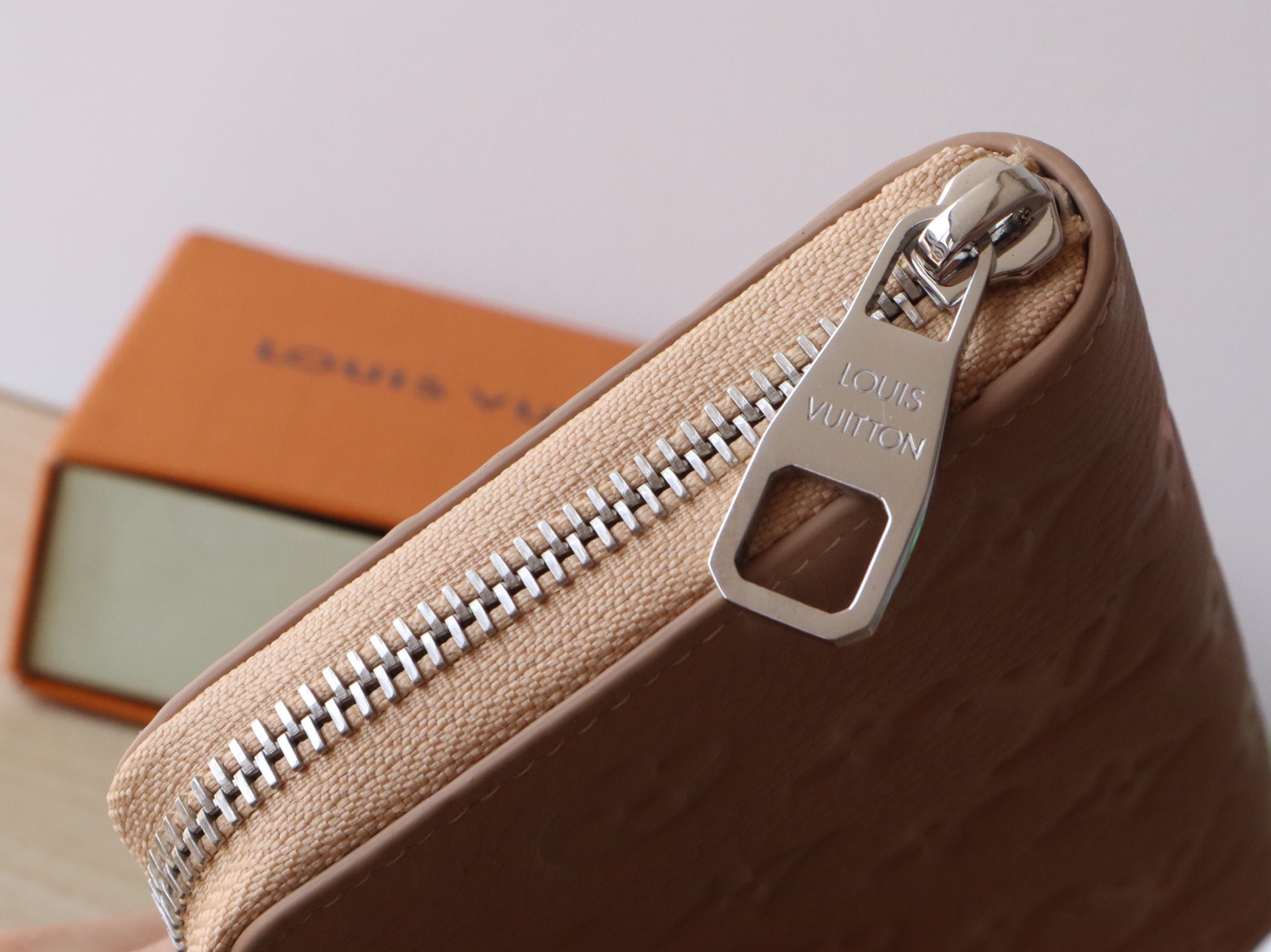 Louis Vuitton Taurillon Leather Wallet, Khaki, Zip Around Closure 4 i1742793069944 2541 0 3