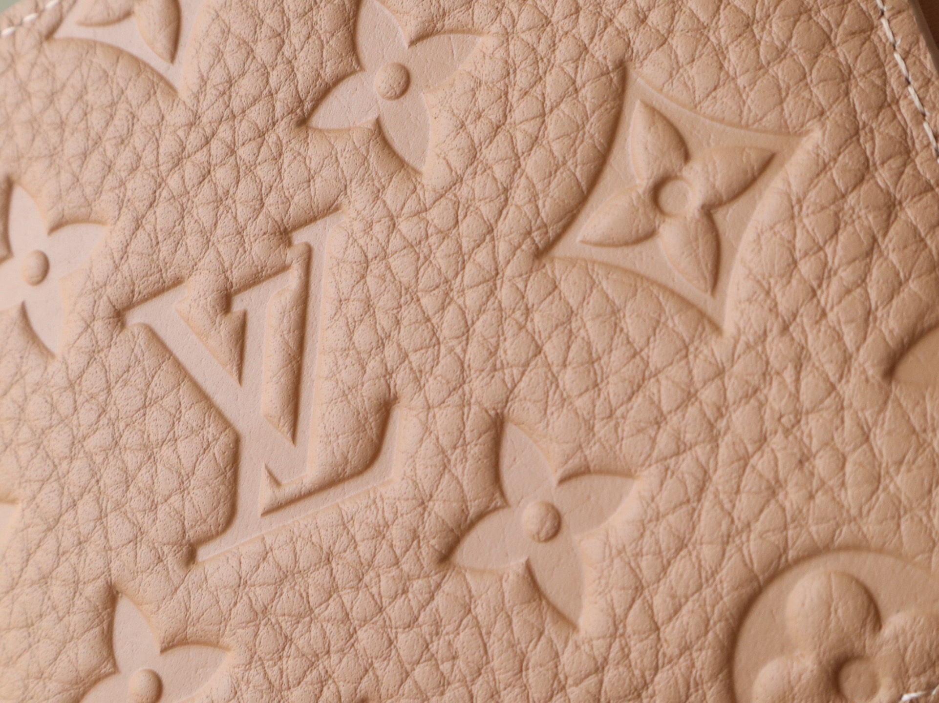 Louis Vuitton Multiple Wallet Taurillon Leather Monogram Embossed Beige 4 i1742793554120 4242 0 3