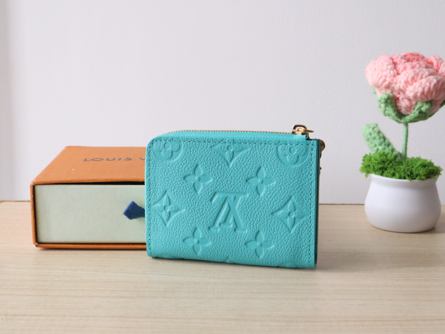 Louis Vuitton x TM Portfolio Compact Wallet Murakami Takashi Aqua Monogram 3 i1743409013676 3078 0 2