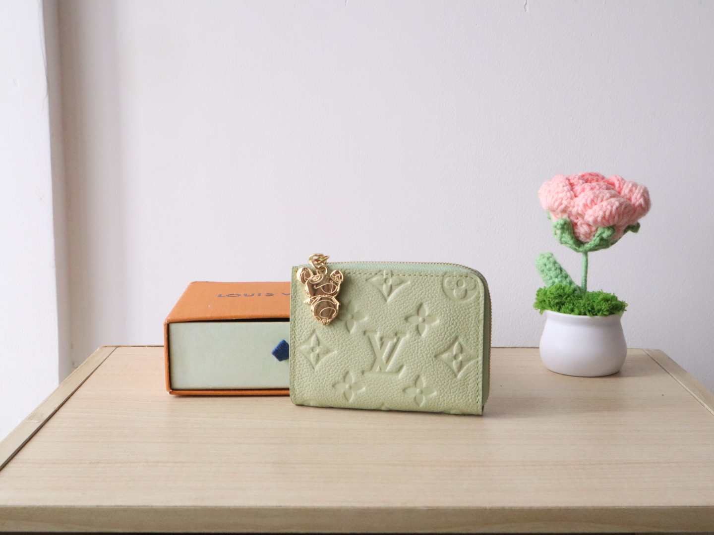 Louis Vuitton x TM Portfolio Noah Compact Wallet, Embossed Leather, Green 1 i1743409061747 1623 0 0