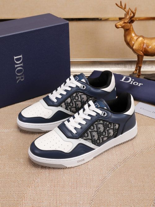 Dior Zapatillas Bajas con Estampado Oblique - Elegancia y Comodidad 1 Dior Zapatillas Bajas con Estampado Oblique - Elegancia y Comodidad