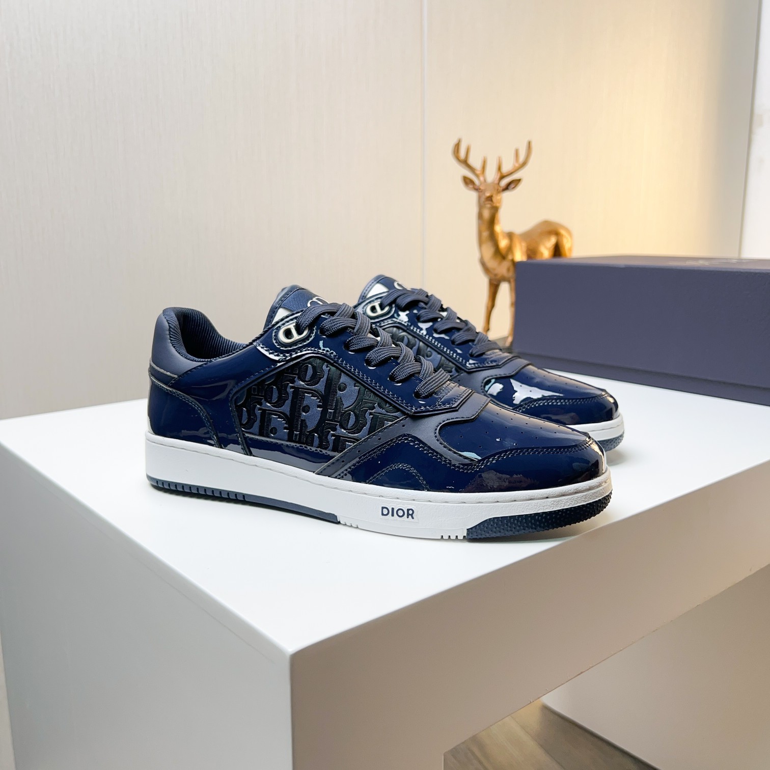 Dior Low-Top Sneakers in Blue Oblique Canvas and Calfskin Leather