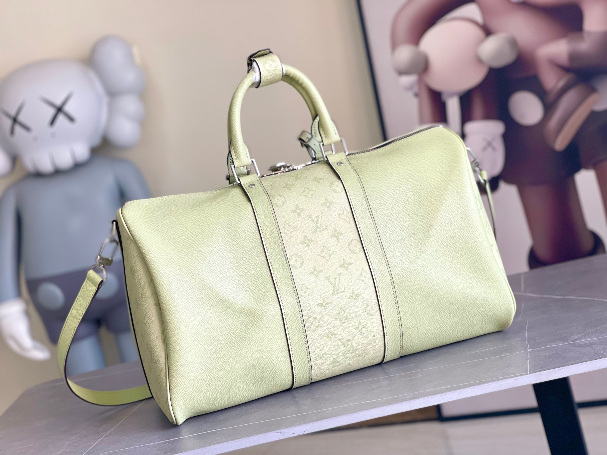  顶级原单 路易威登经典 Keepall 45尺寸旅行袋款号14124 浸染宛如朝阳的粉彩色调，活力迎接