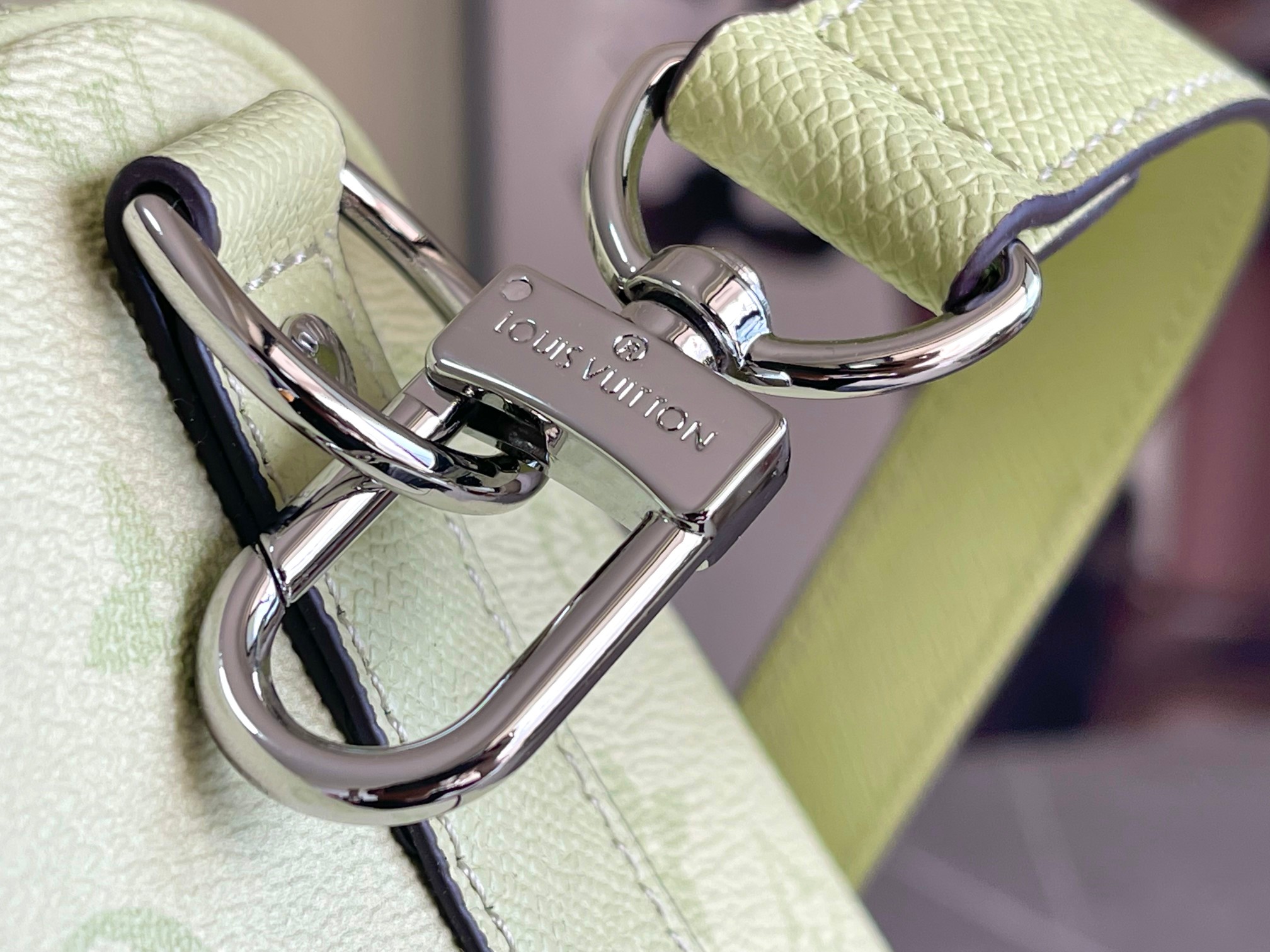  顶级原单 路易威登经典 Keepall 45尺寸旅行袋款号14124 浸染宛如朝阳的粉彩色调，活力迎接