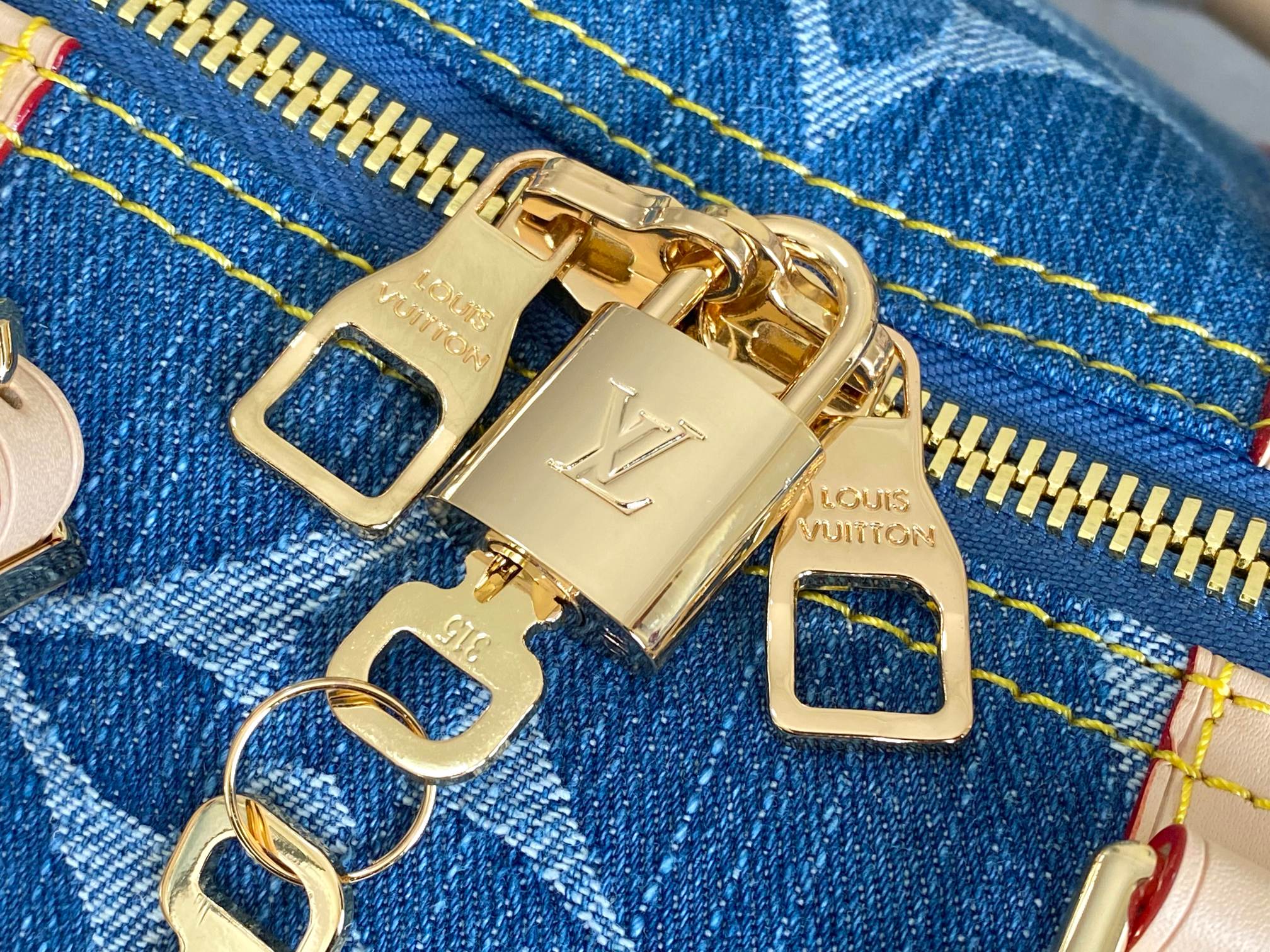  变码芯片 顶级原单 M24315 KEEPALL 50 旅行袋（配肩带）50cm，丹宁系列
于1924