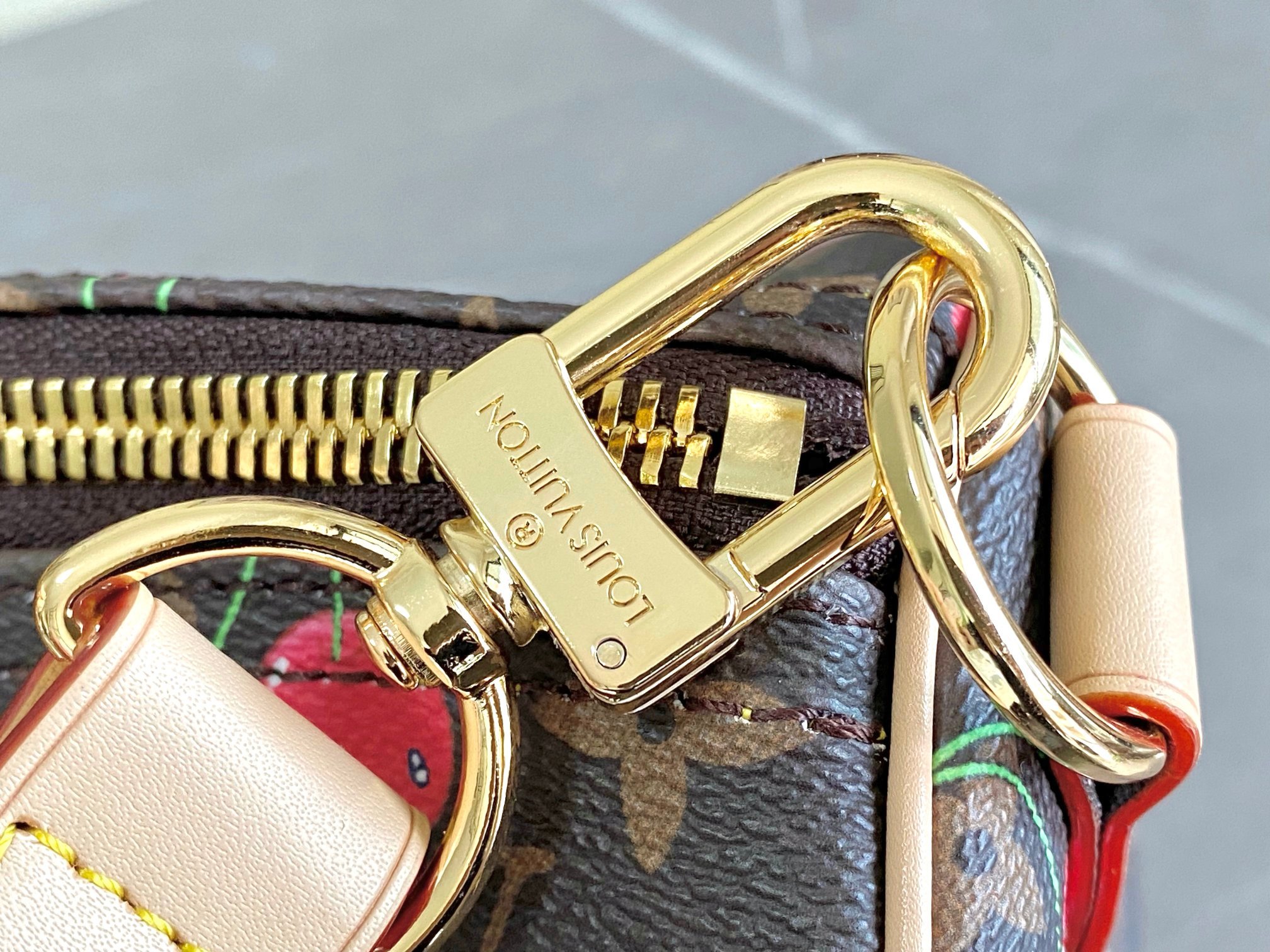 变码芯片 本款M13764 Keepall Bandouliere 45 旅行袋取材 Monogram