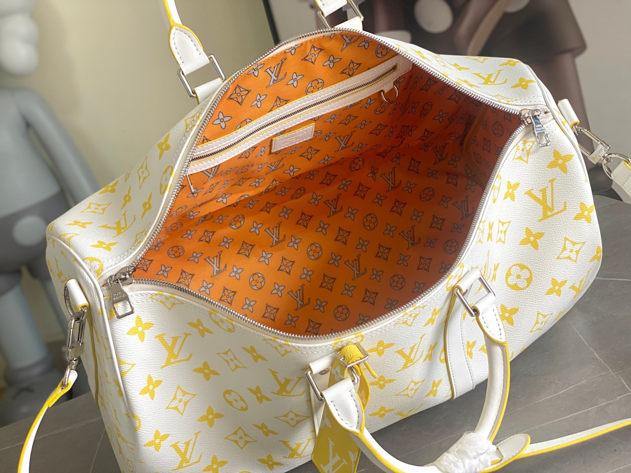 M14834 KEEPALL BANDOULIÈRE 50 黄白色Monogram Bandana圖案以