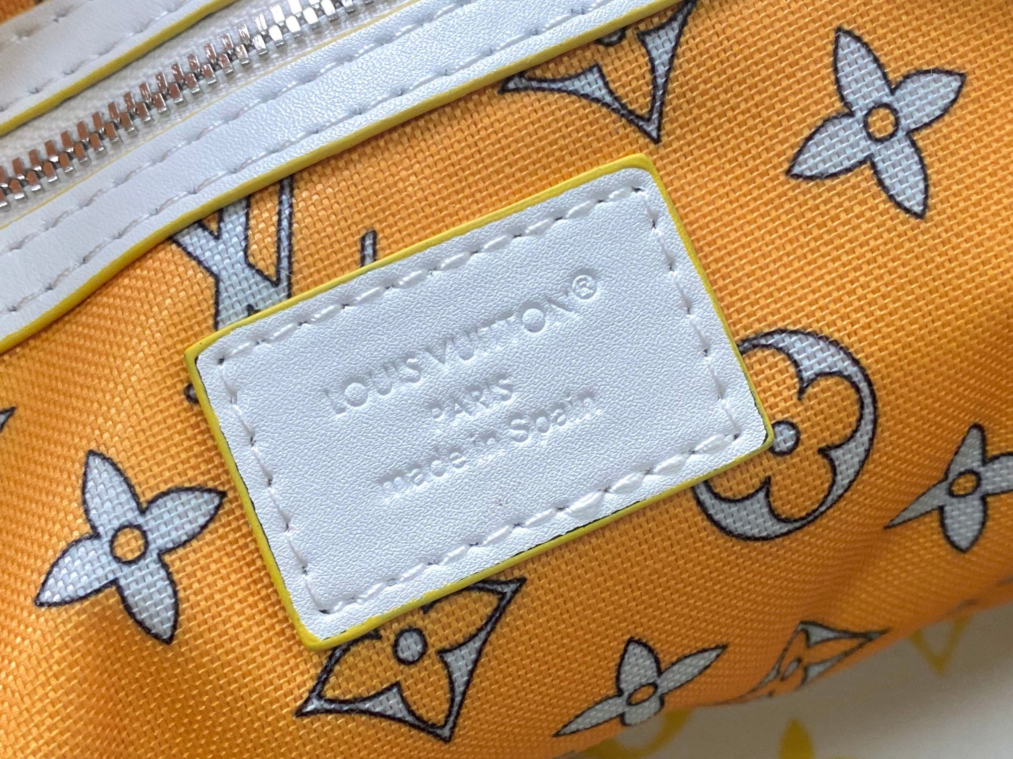 M14834 KEEPALL BANDOULIÈRE 50 黄白色Monogram Bandana圖案以