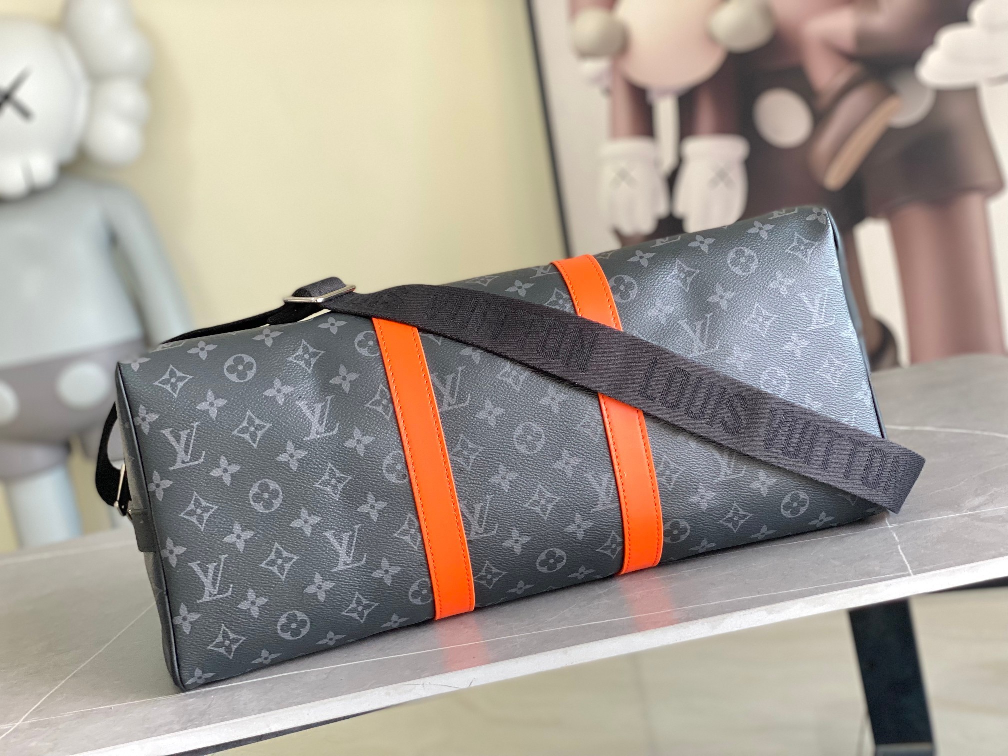 变码芯片 本款M15251 Keepall Bandouliere 45 旅行袋取材 Monogram