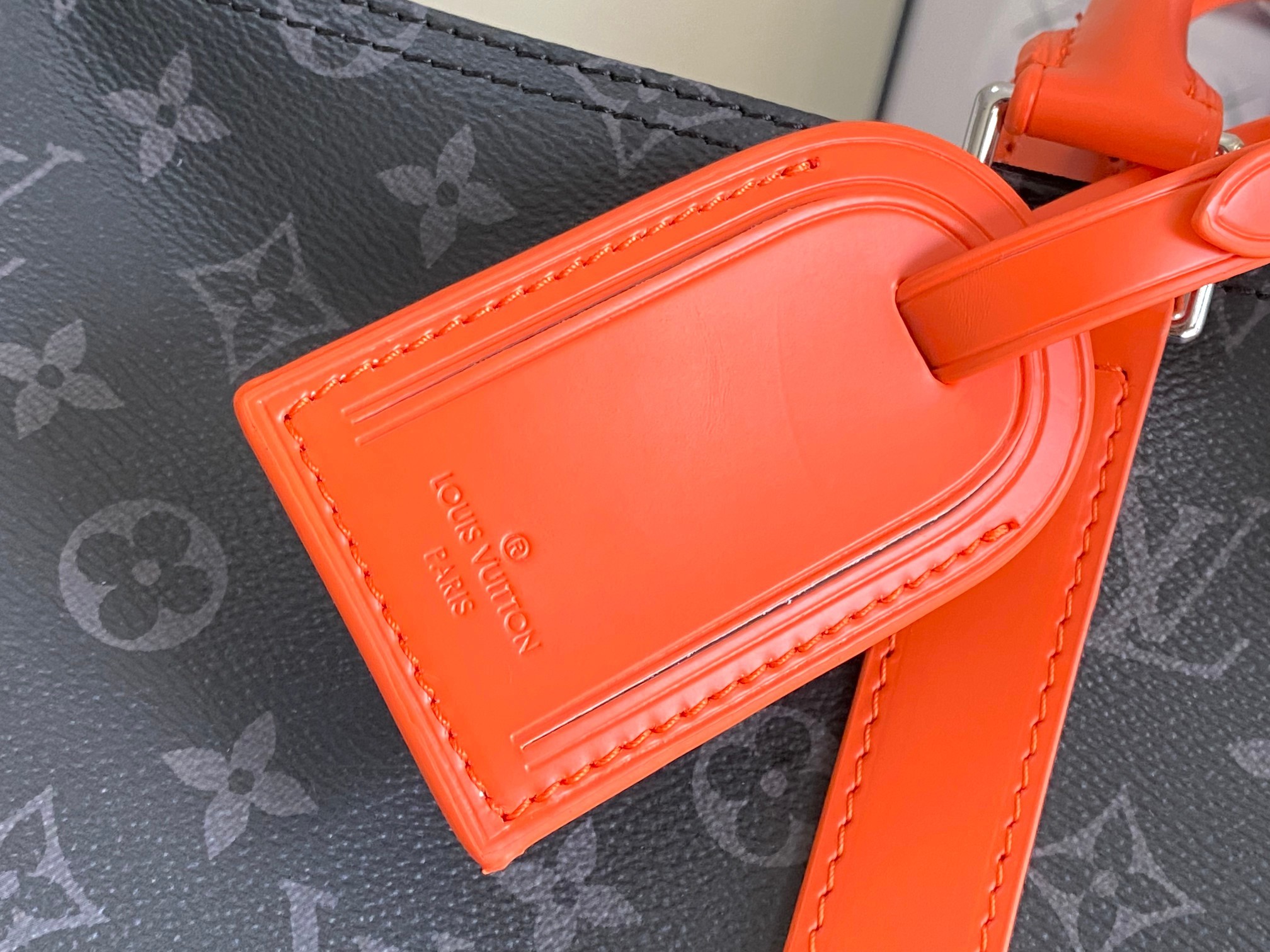 变码芯片 本款M15251 Keepall Bandouliere 45 旅行袋取材 Monogram