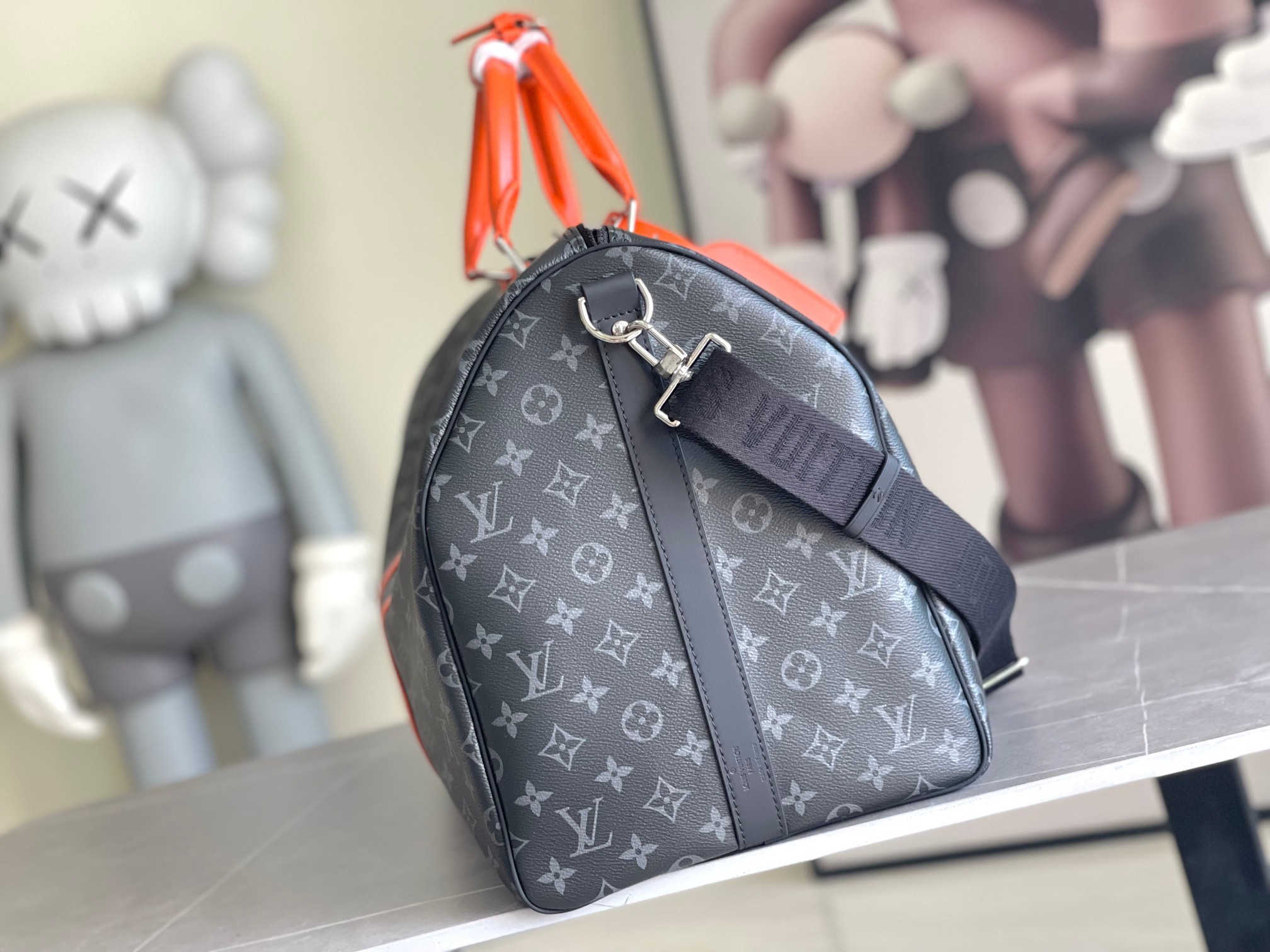 M15253黑花橘红55CM 163c01变码芯片Keepall 55旅行包采用Monogram Ecl