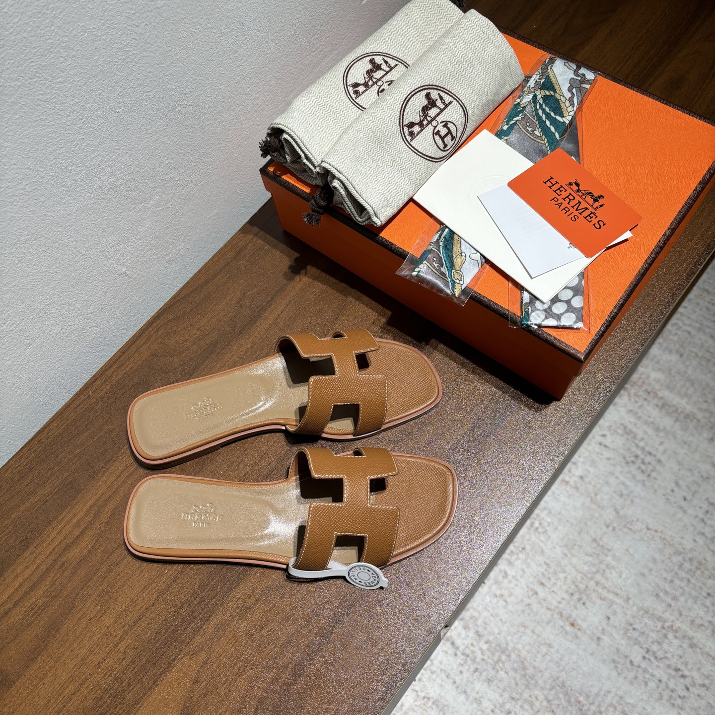 Hermès Oran Sandal: Iconic Leather Slides with Comfortable Fit & Stylish Design 4 i1742473619876 4668 0 2