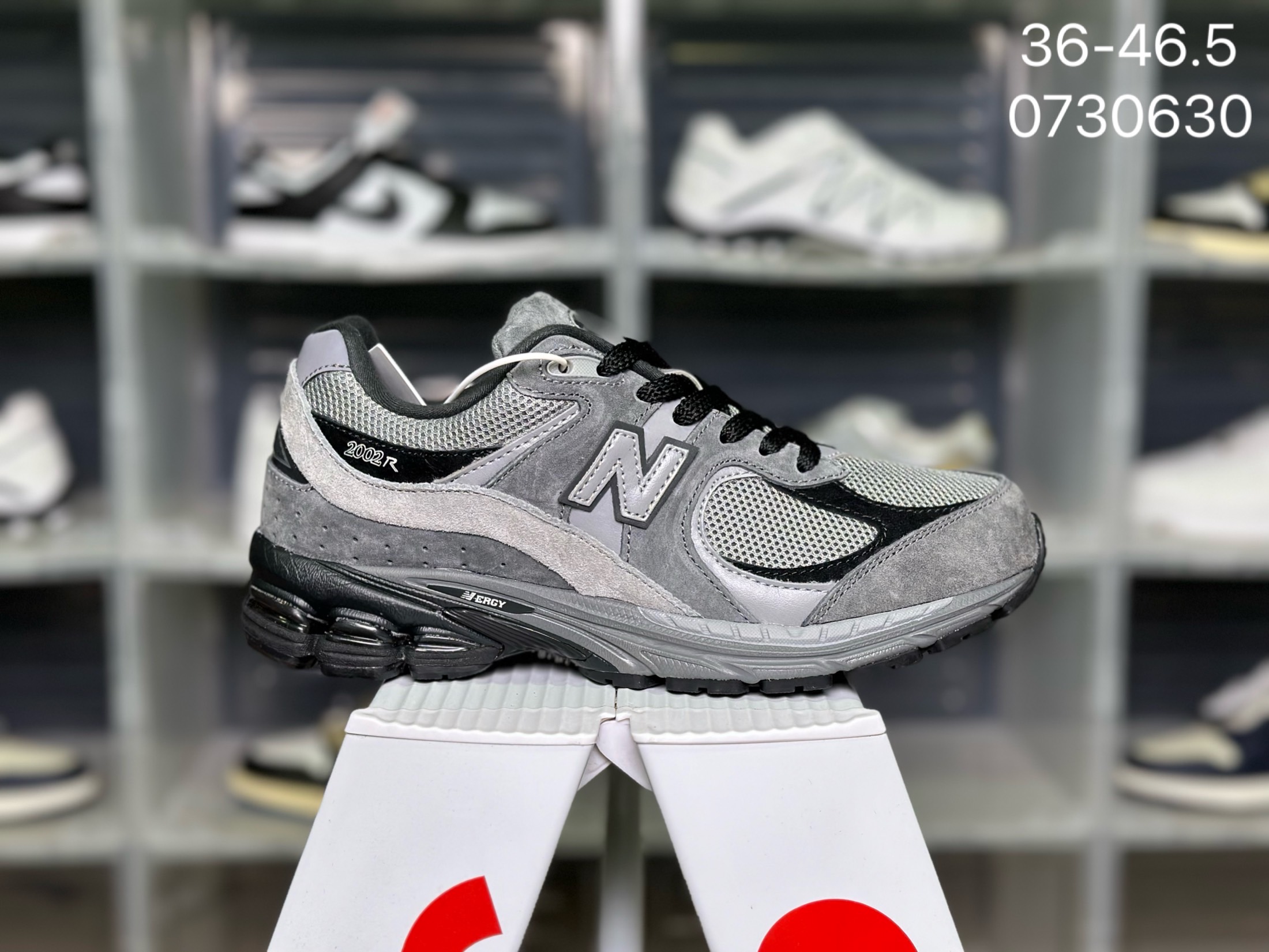 NEW BALANCE 新百伦2002 运动休闲鞋 男女情侣鞋