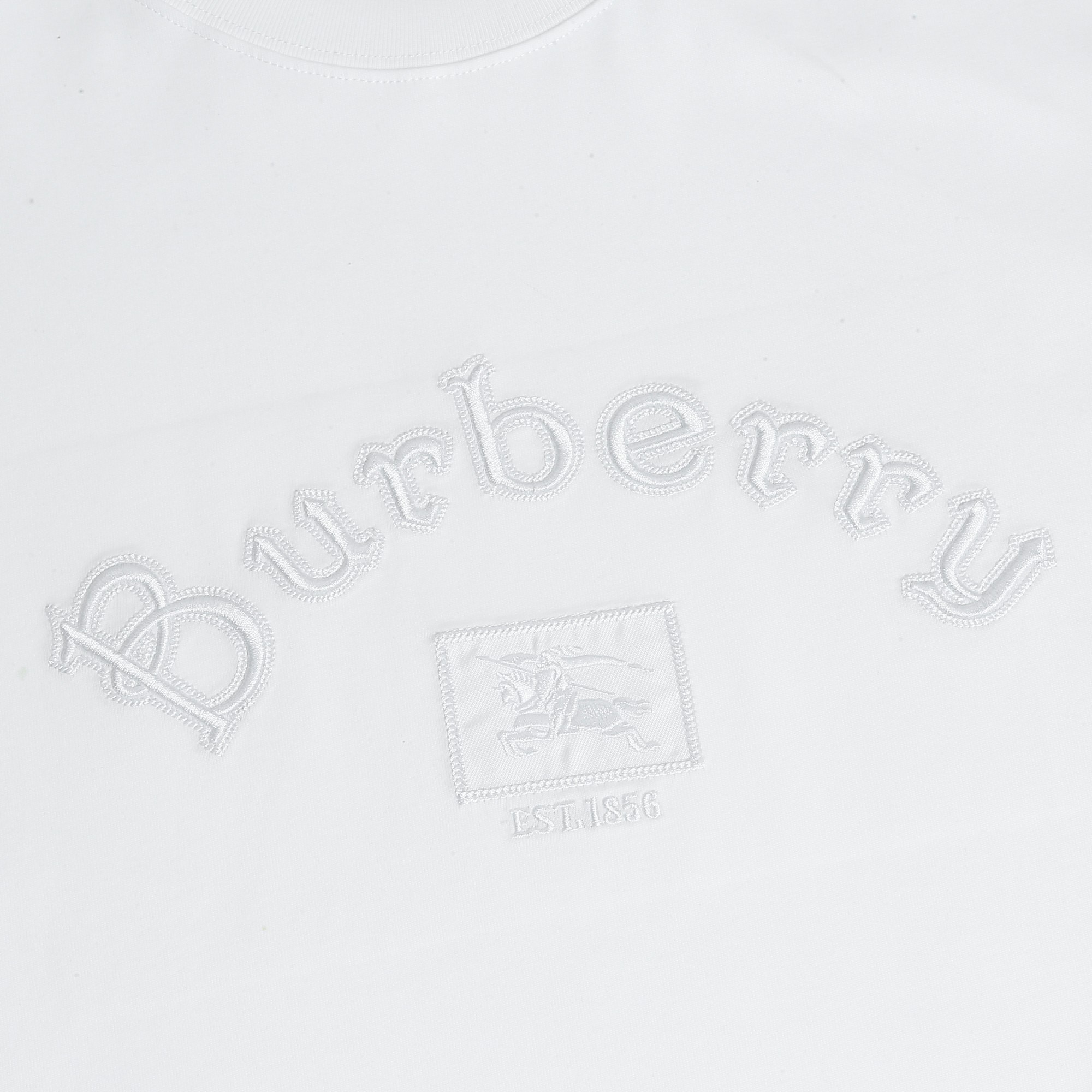 Burberry 高端品质 Burberry巴宝莉战马标刺绣字母logo圆领短袖，高克重 洗水面料，洗水完280g重， 工艺，宽松版型