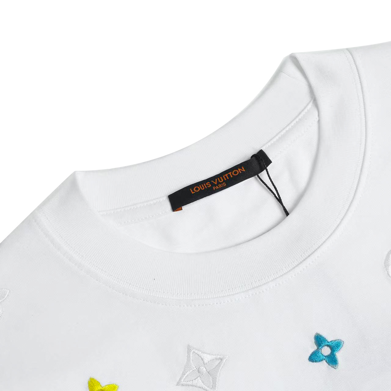Louis Vuitton 高端品质 Lv彩色刺绣字母logo圆领短袖，高克重 洗水面料，洗水完280g重， 工艺，宽松版型
