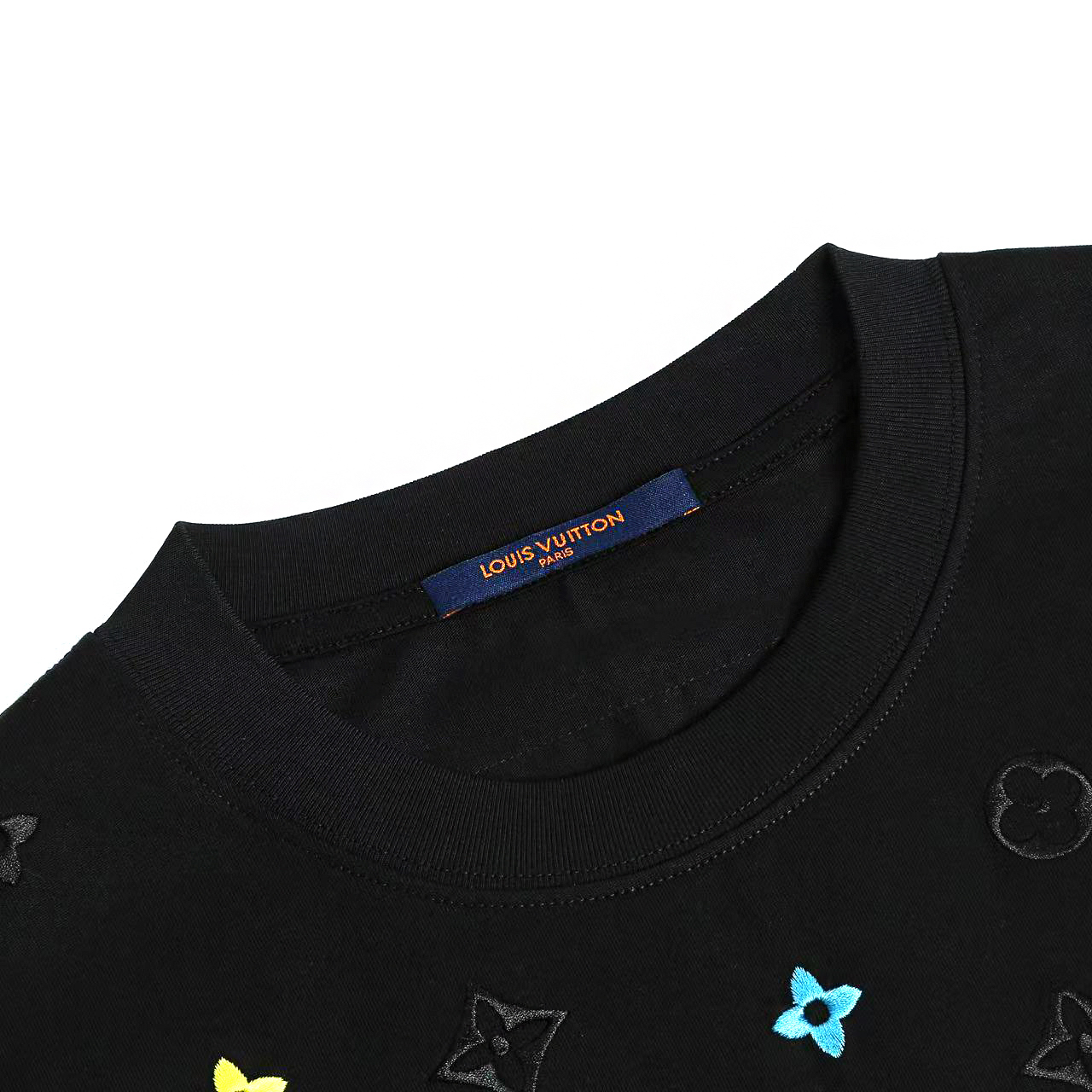 Louis Vuitton 高端品质 Lv彩色刺绣字母logo圆领短袖，高克重 洗水面料，洗水完280g重， 工艺，宽松版型