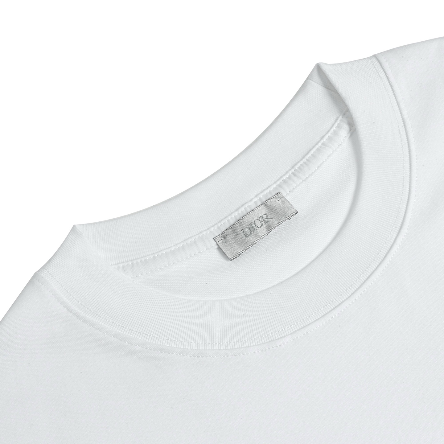 Dior 高端品质 Dior刺绣小字母logo圆领短袖，高克重 洗水面料，洗水完280g重， 工艺，宽松版型